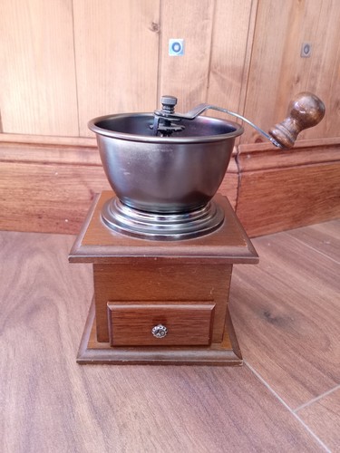 Retro manual coffee - , grinder